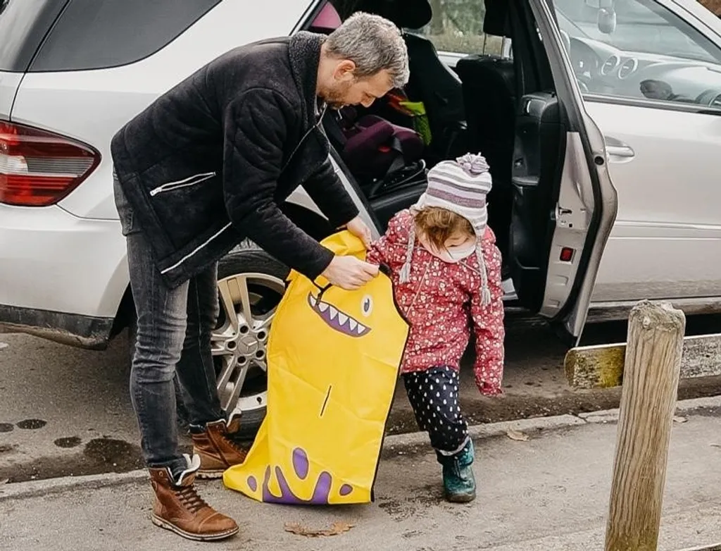 2 X Schmuki Schmutzsack Sitzschutz Schmutzschutz Sack Fuß Kinder Auto Schmucki 9 2 X Schmuki Schmutzsack Sitzschutz Schmutzschutz Sack Fuß Kinder Auto Schmucki – Bild 9