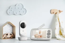 Motorola Nursery Babyphone - Mit Kamera - VM34 - 4.3-Zoll Farbdisplay - Infrarot-Nachtsicht - Wiegenlieder -lionelo || HAUCK || Kinderkraft Verkäufe 65a821667ec7d2f0181188aa6707058e