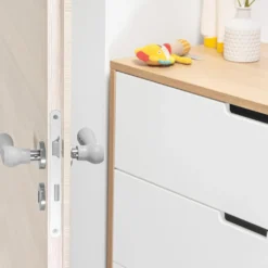 Reer Türgriffschutz HandleGuard -lionelo || HAUCK || Kinderkraft Verkäufe 9e793c7cd7d7eeadcf2ff8d0704cdba1