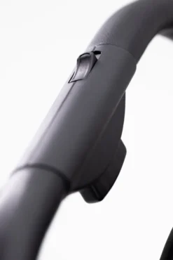 Hamilton By Yoop X1 Plus Kinderwagen - Modell 2023 - Leicht, Verstellbar Und Wendig - Premium Buggy Mit Einhand-Falttechnik - Belastbar Bis 22 Kg - Schwarz -lionelo || HAUCK || Kinderkraft Verkäufe bf0c4f48743fcf7665d70cd87f1811a8