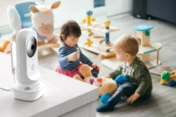 Motorola VM44 Babyphone Mit Camera, App Und Schwenk-& Zoomfunktion, Baby Monitor Mit 4.3 Zoll Display, Wireless Digital HD Video Mit Wi-Fi - 300 M Reichweite -lionelo || HAUCK || Kinderkraft Verkäufe e1b9259b3fe9823259079d406cfa4f43